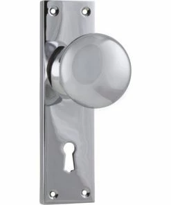 TRADCO VICTORIAN KNOB ON PLATE Handles & Hardware