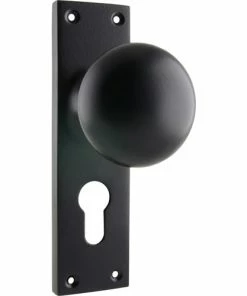 TRADCO VICTORIAN KNOB ON PLATE Handles & Hardware